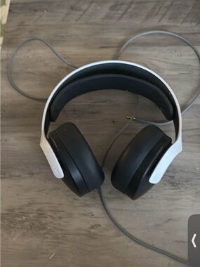 Pulse Black and White Wired Over-Ear Computer Headset